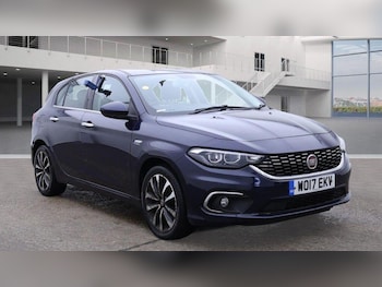 2017 (17) - 1.3 Multijet Lounge 5dr