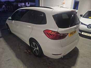 Used BMW 2 Series 2015 for sale - 77162846: Photo