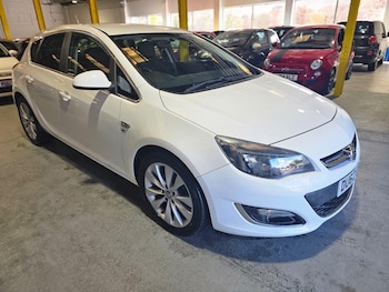 Vauxhall - Astra