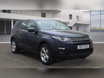 Used Land Rover Discovery Sport 2017 for sale - 76965315: Photo