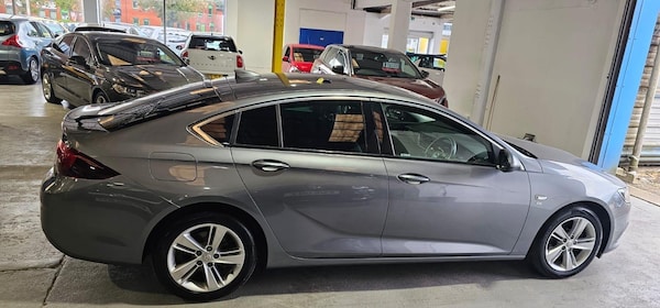 Used Vauxhall Insignia 2018 for sale - 76307228: Photo 11