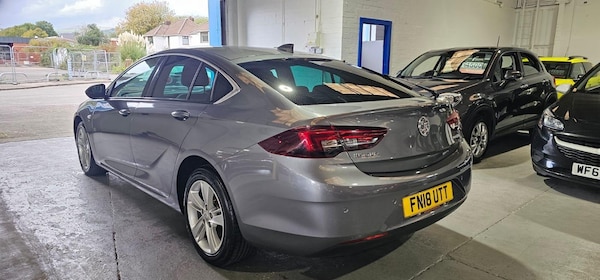 Used Vauxhall Insignia 2018 for sale - 76307228: Photo 7