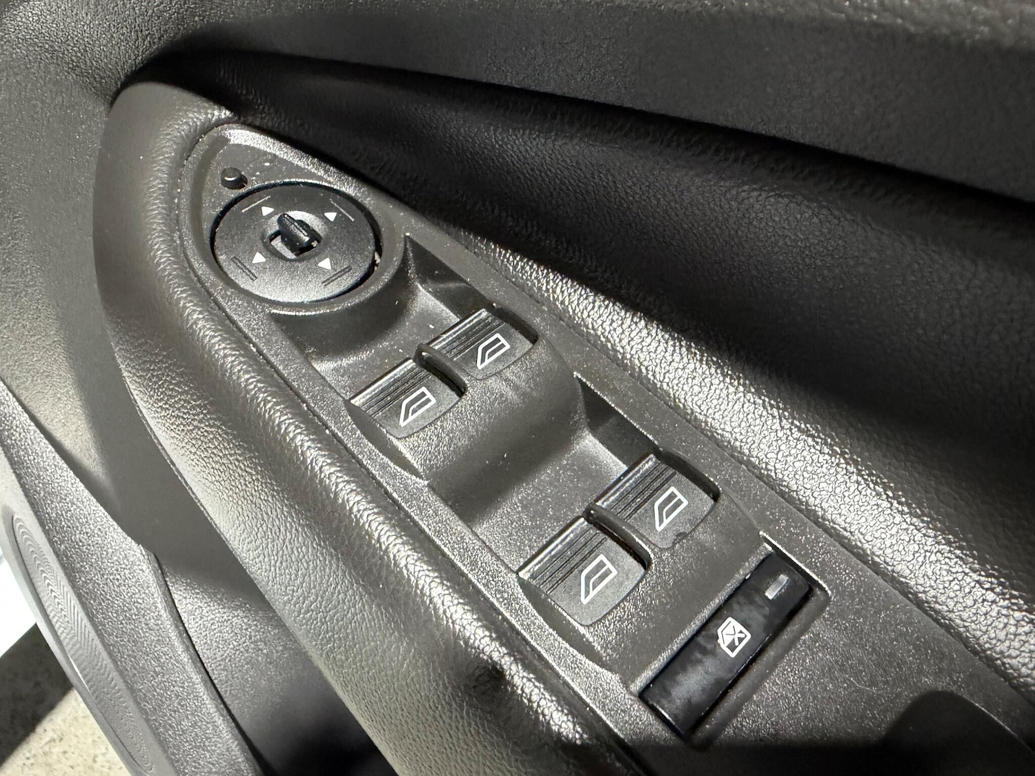 Used Ford Kuga 2019 for sale - 76772269: Photo 32