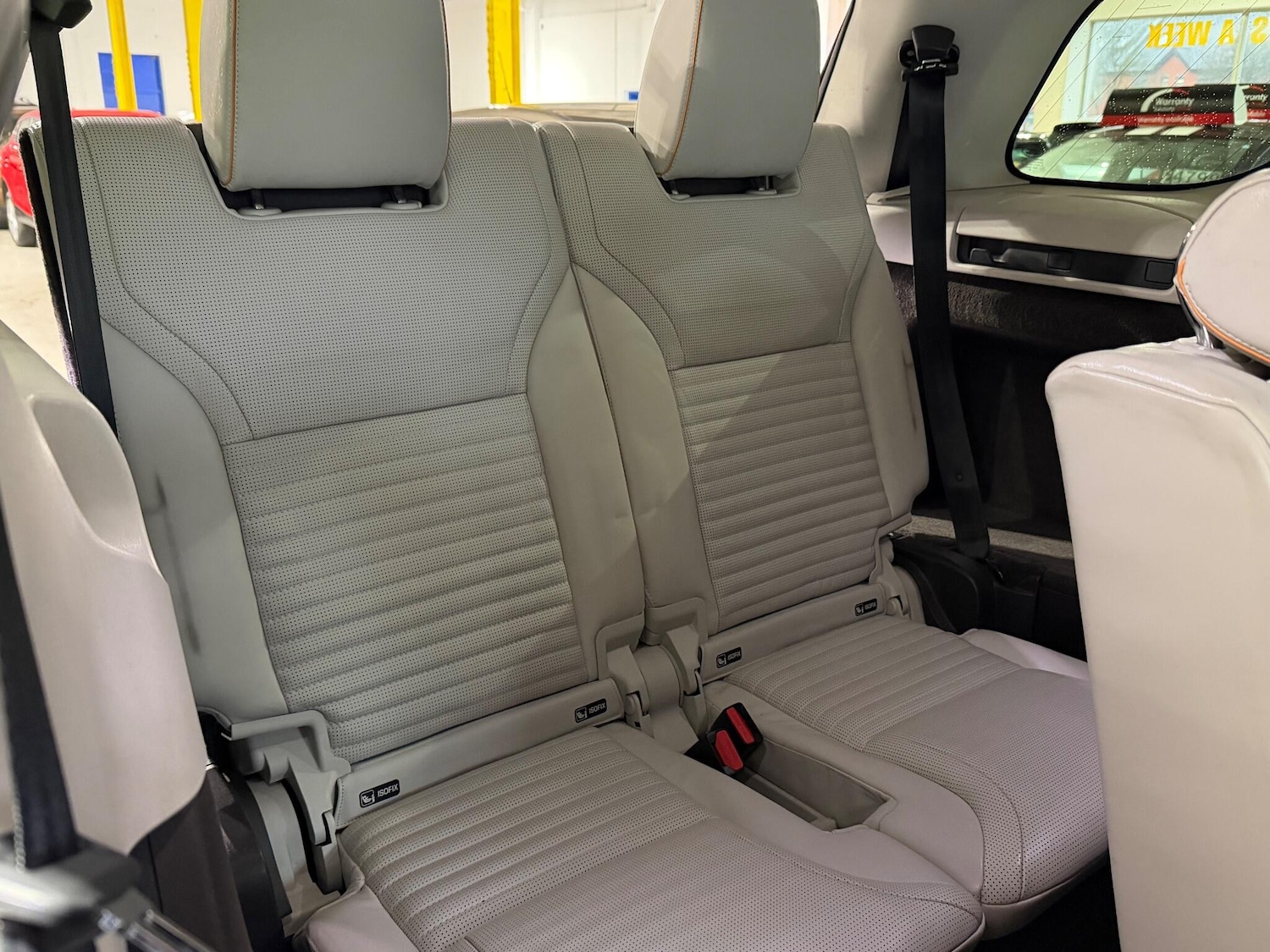 Used Land Rover Discovery 2017 for sale - 77238347: Photo 11