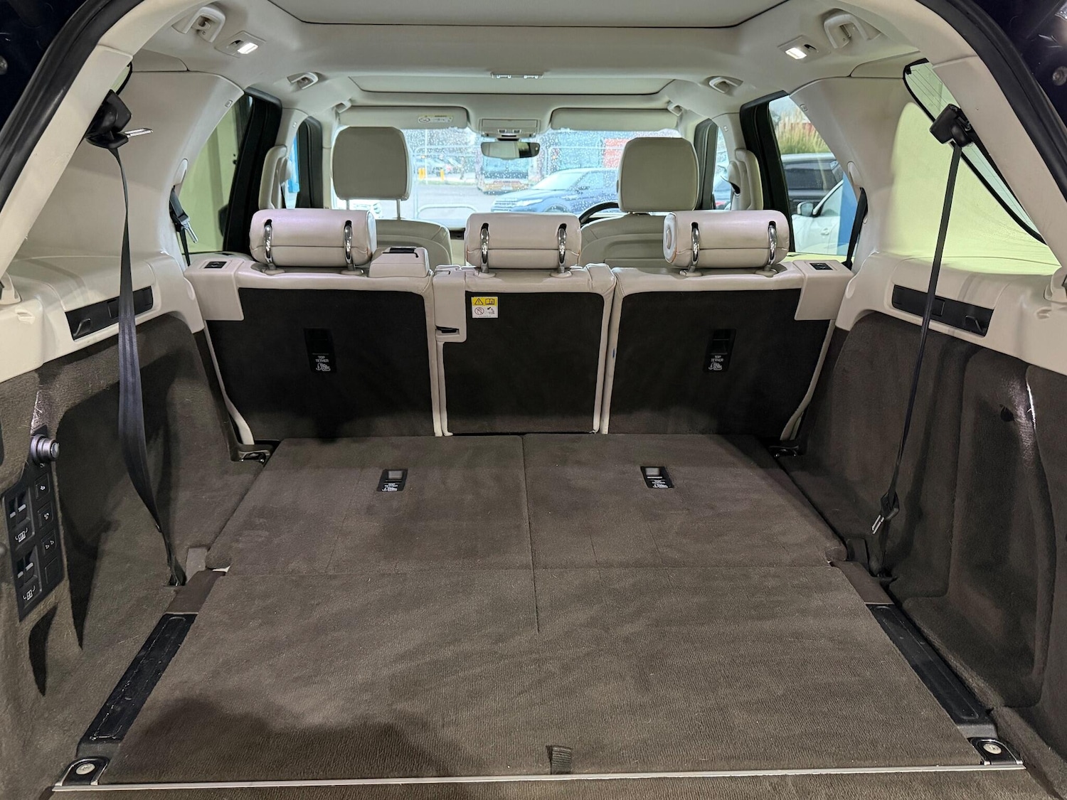 Used Land Rover Discovery 2017 for sale - 77238347: Photo 38