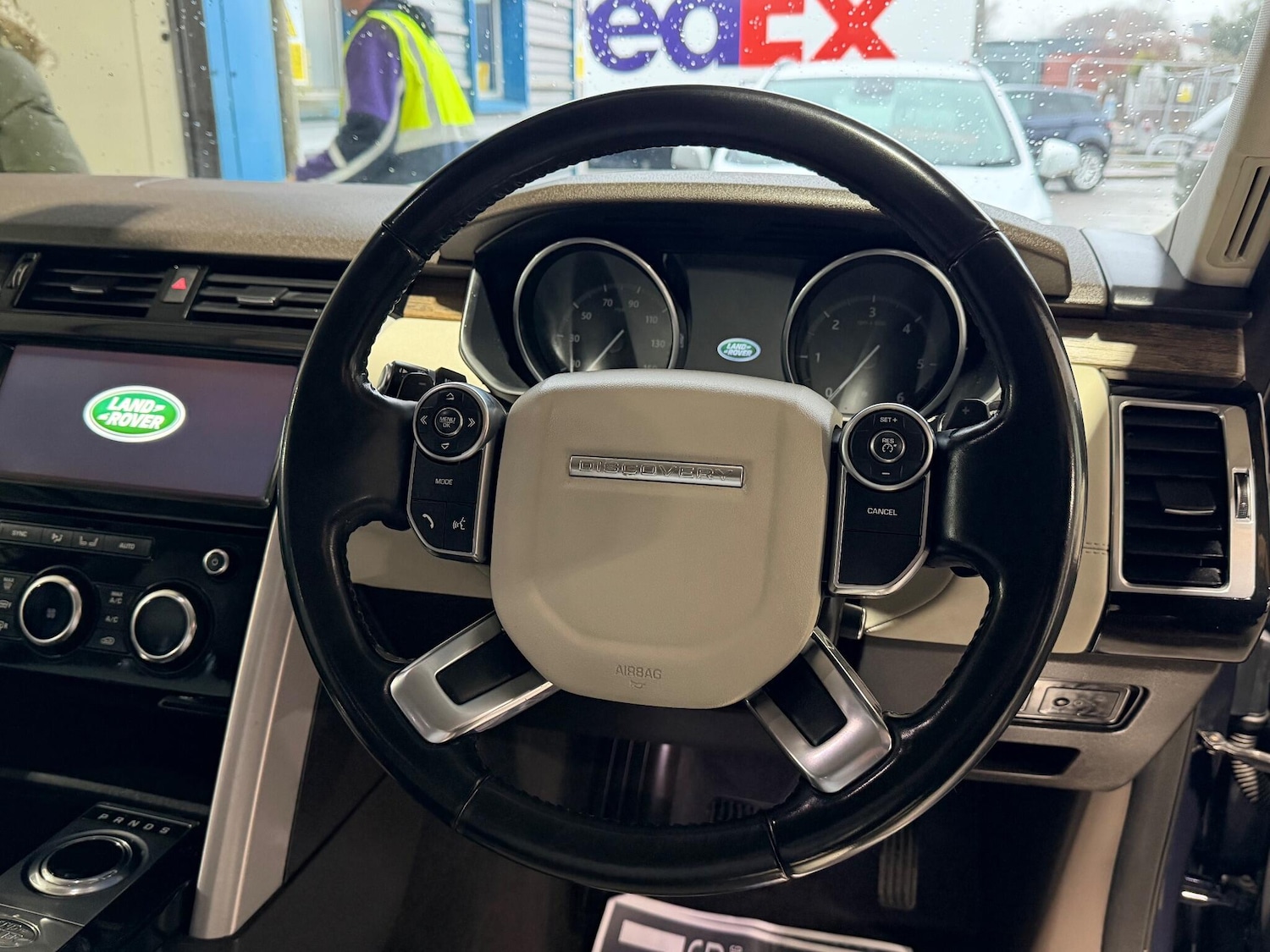 Used Land Rover Discovery 2017 for sale - 77238347: Photo 39