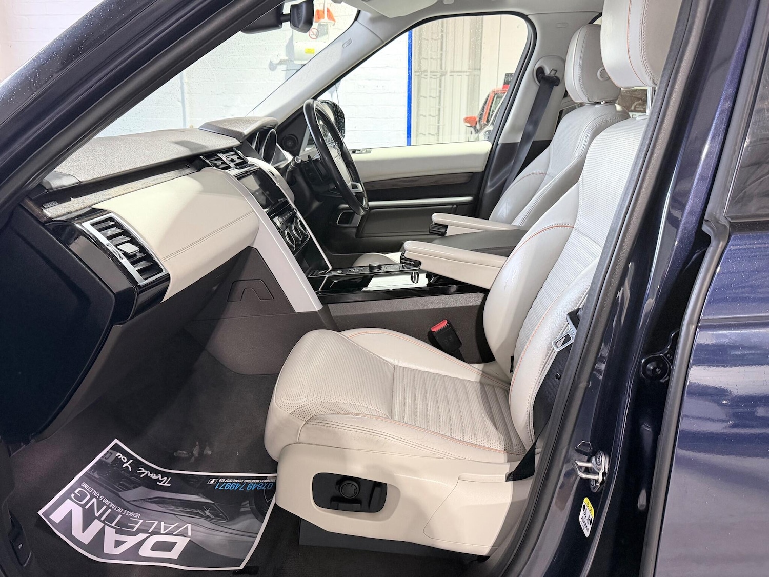 Used Land Rover Discovery 2017 for sale - 77238347: Photo 40