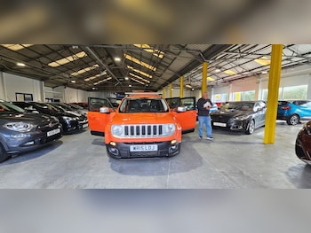 Used Jeep Renegade 2015 for sale - 76537884: Photo