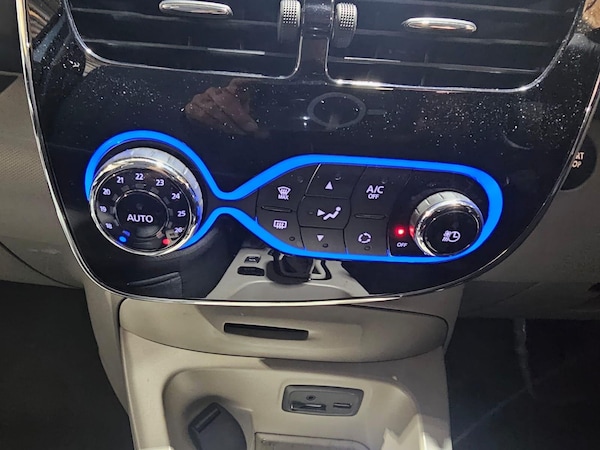 Used Renault Zoe 2019 for sale - 76283117: Photo 13