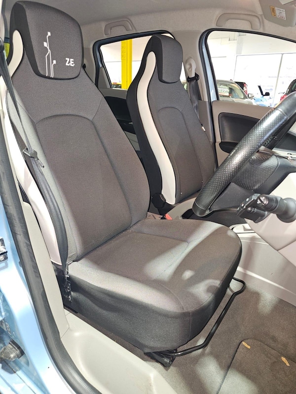 Used Renault Zoe 2019 for sale - 76283117: Photo 18