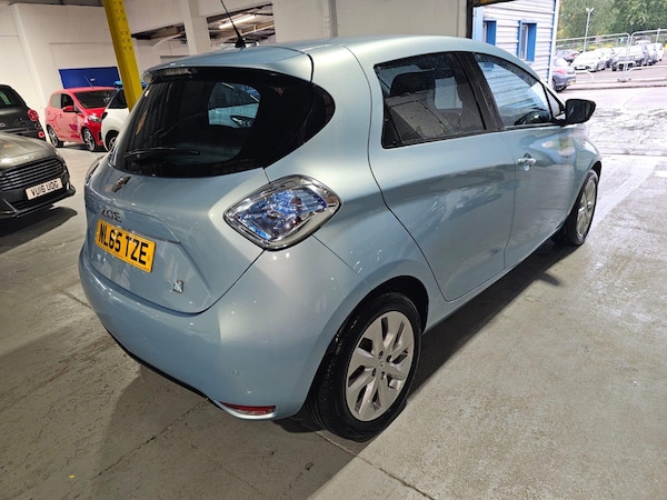 Used Renault Zoe 2019 for sale - 76283117: Photo 4