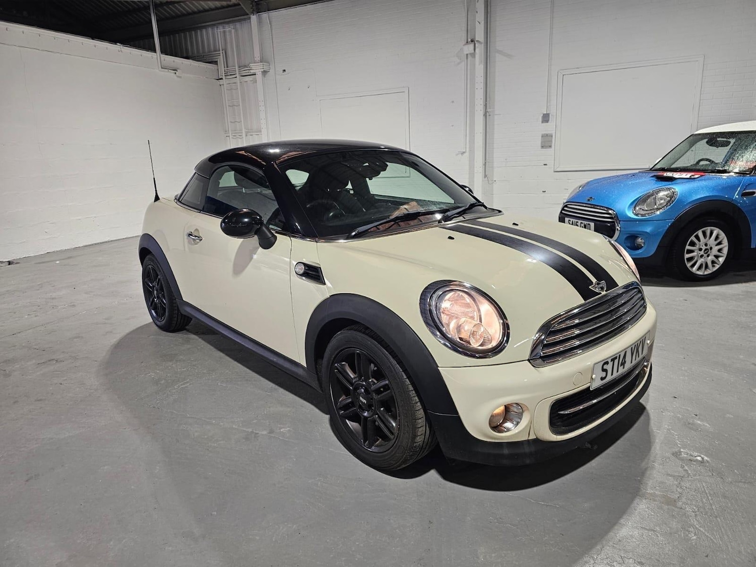 Used MINI Coupe 2014 for sale - 76380976: Photo 1