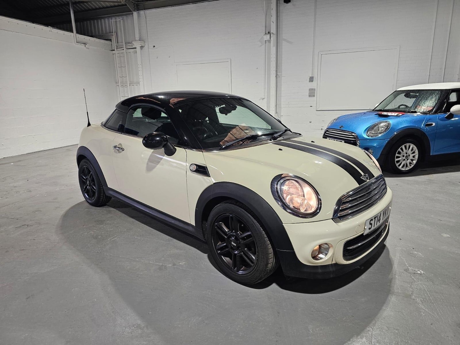 Used MINI Coupe 2014 for sale - 76380976: Photo 2