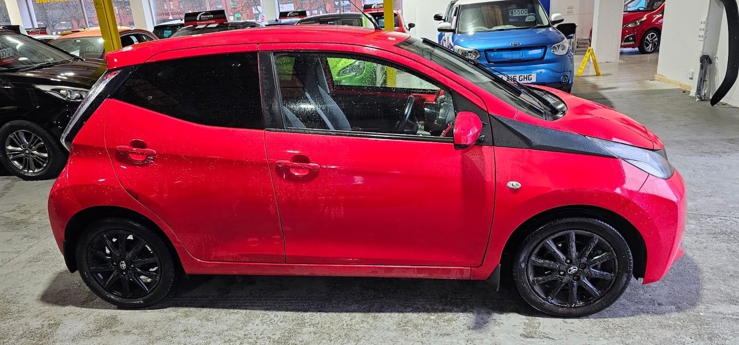 Used Toyota AYGO 2017 for sale - 76666744: Photo 11