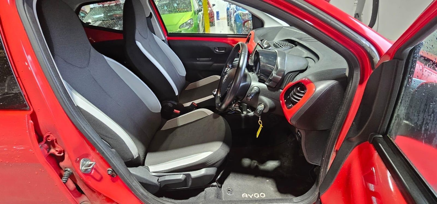 Used Toyota AYGO 2017 for sale - 76666744: Photo 13