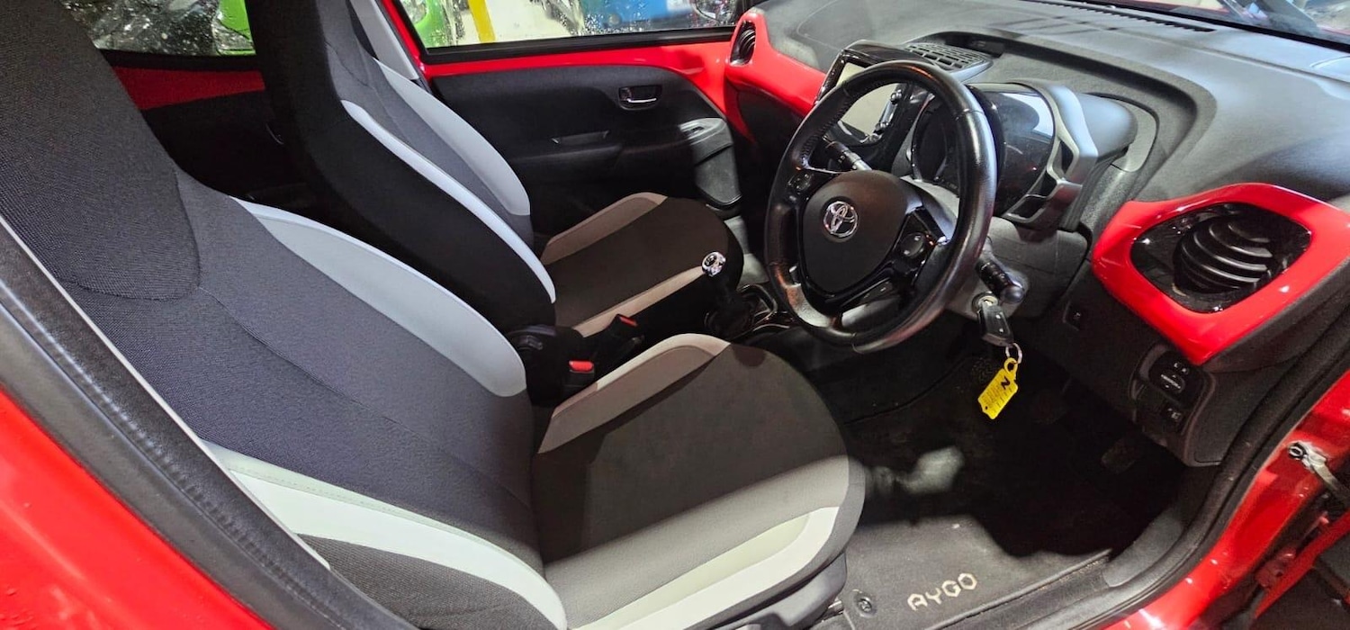 Used Toyota AYGO 2017 for sale - 76666744: Photo 15