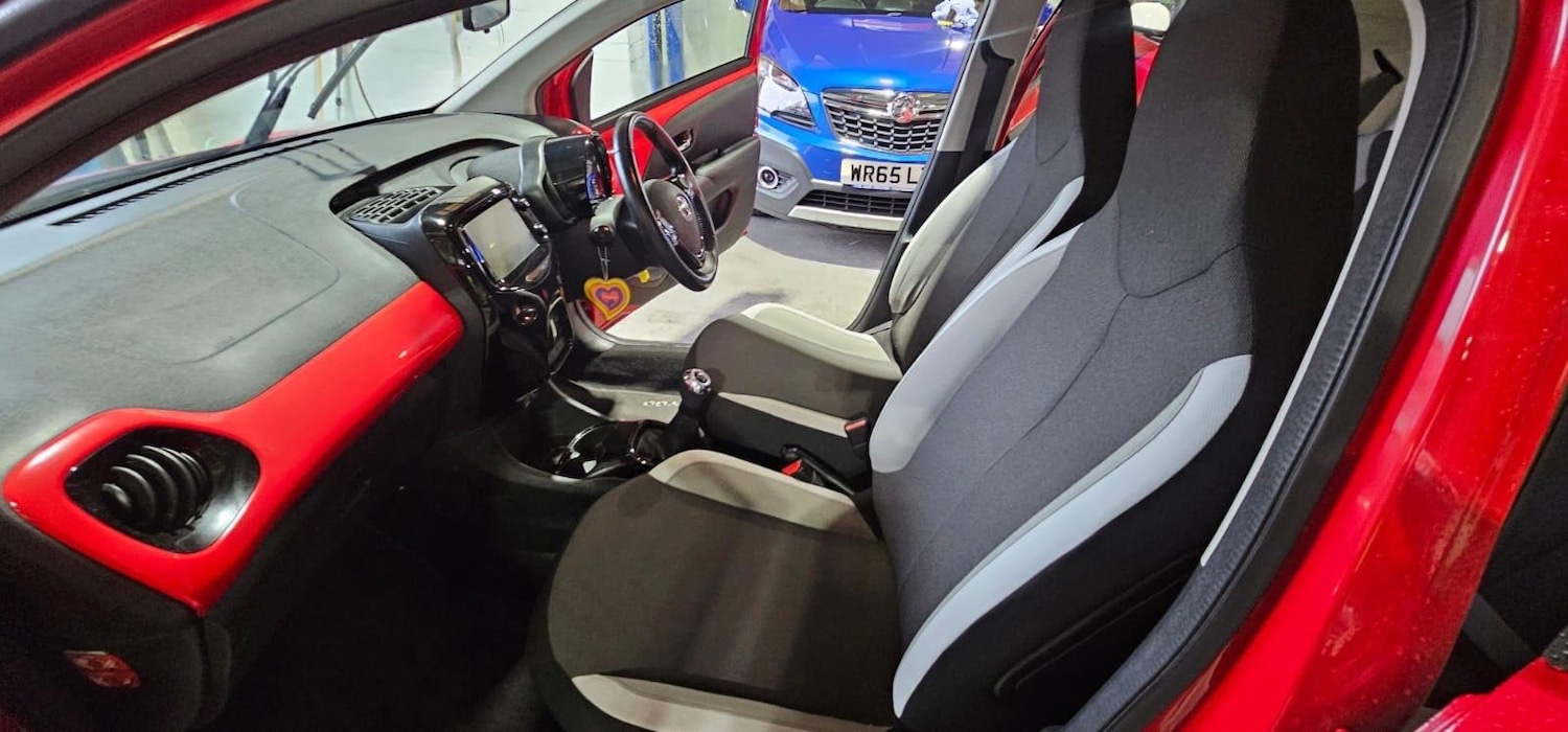 Used Toyota AYGO 2017 for sale - 76666744: Photo 16