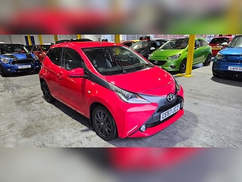 Used Toyota AYGO 2017 for sale - 76666744: Photo