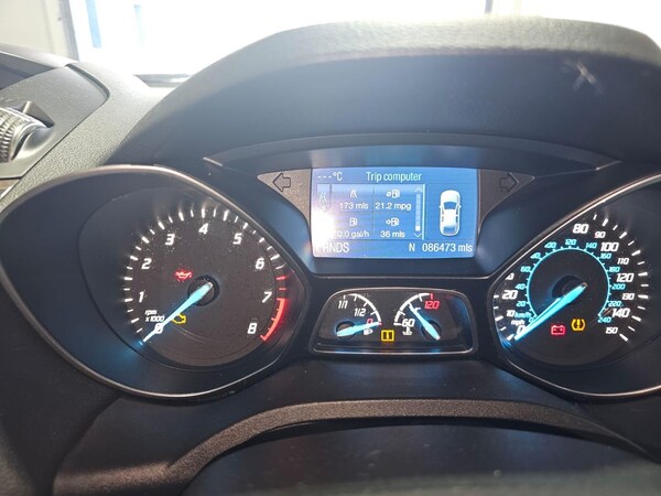 Used Ford Kuga 2015 for sale - 76259703: Photo 13