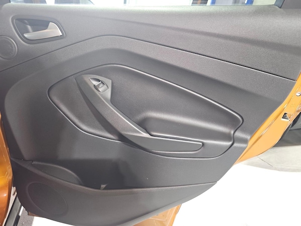 Used Ford Kuga 2015 for sale - 76259703: Photo 24