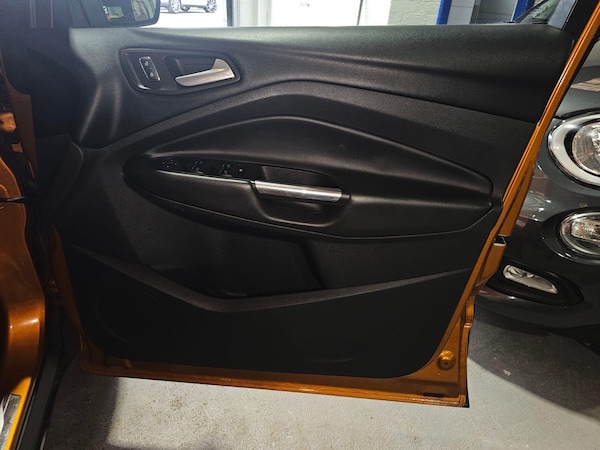 Used Ford Kuga 2015 for sale - 76259703: Photo 9