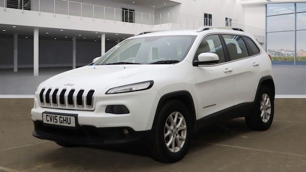 Used Jeep Cherokee 2015 for sale - 76348875: Photo 2