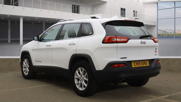 Used Jeep Cherokee 2015 for sale - 76348875: Photo 3