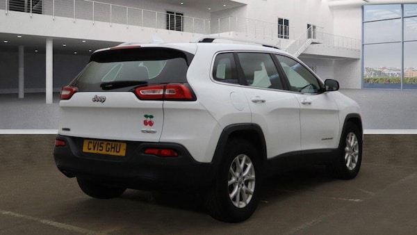 Used Jeep Cherokee 2015 for sale - 76348875: Photo 4