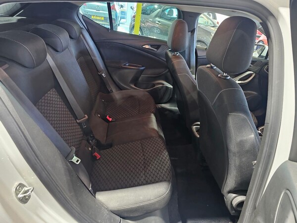 Used Vauxhall Astra 2019 for sale - 76013159: Photo 18