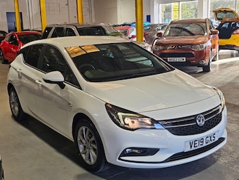 Vauxhall - Astra