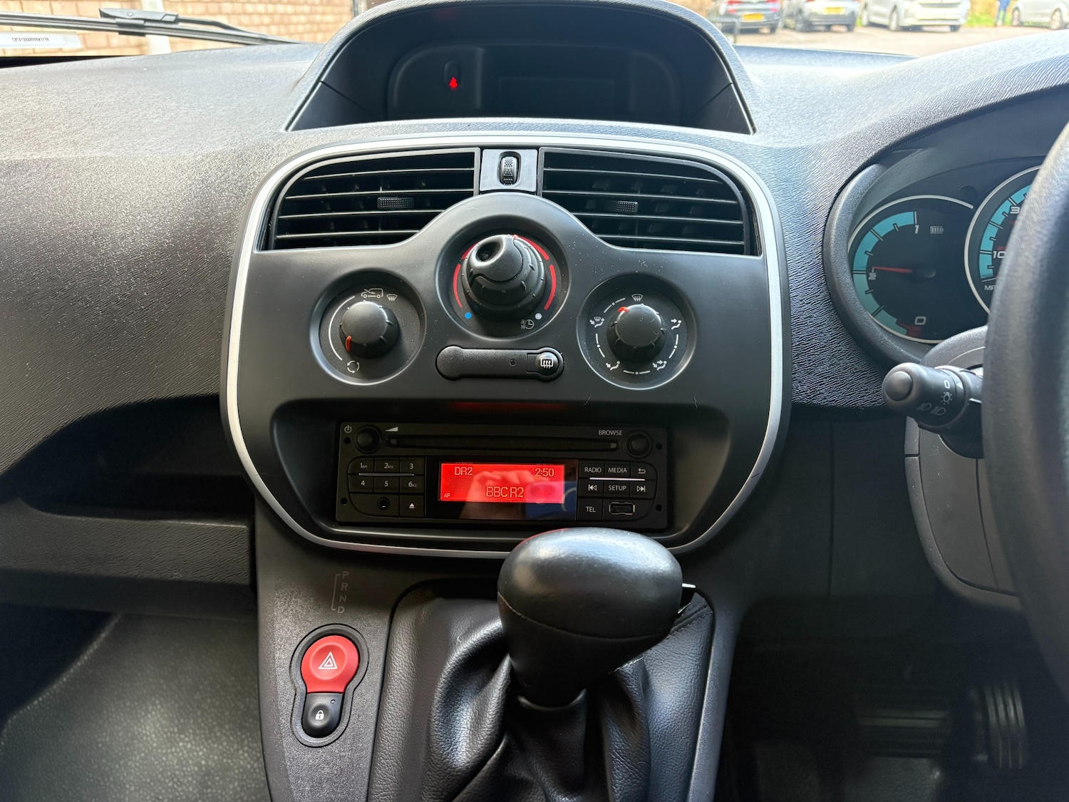 Used Renault Kangoo 2020 for sale - 76366289: Photo 16