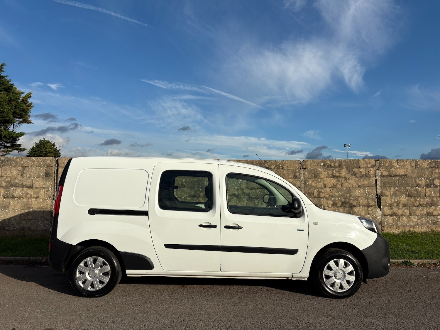 Used Renault Kangoo 2020 for sale - 76366289: Photo 4