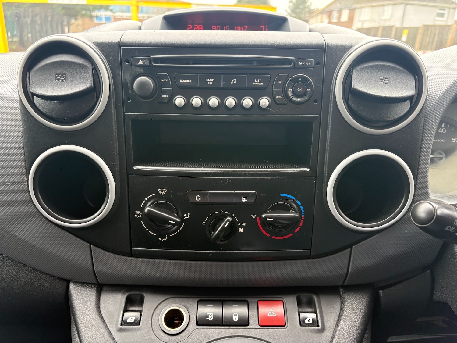 Used Citroen Berlingo 2010 for sale - 77353944: Photo 16