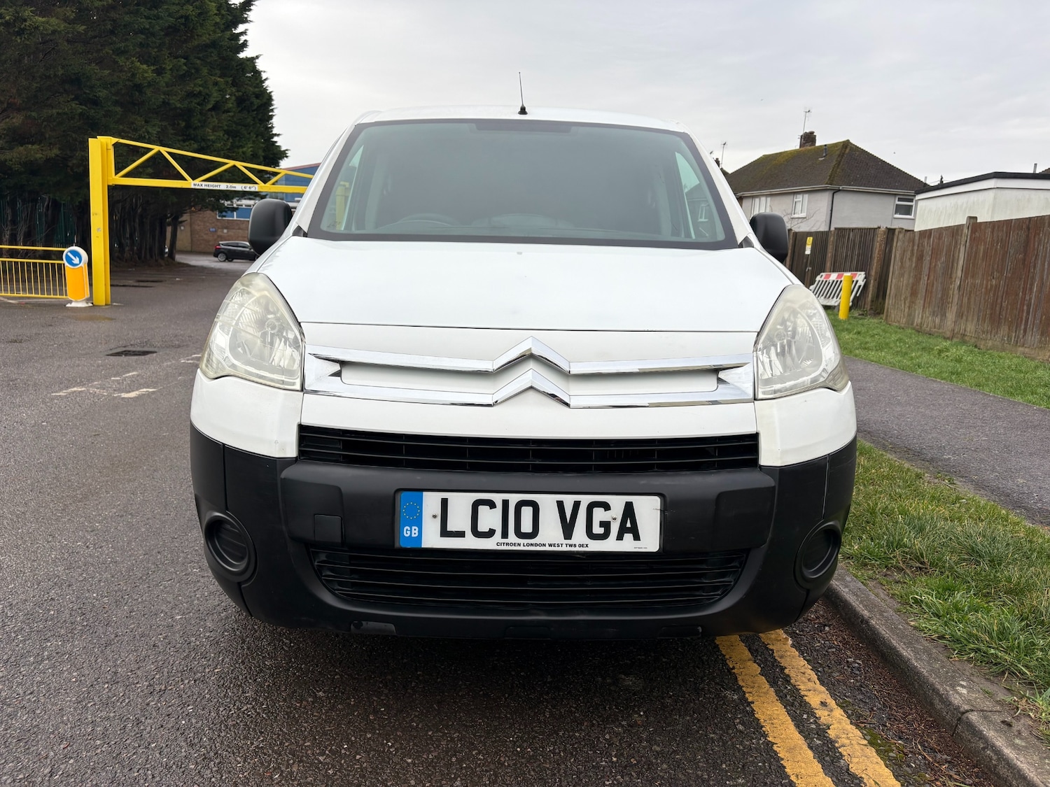 Used Citroen Berlingo 2010 for sale - 77353944: Photo 2
