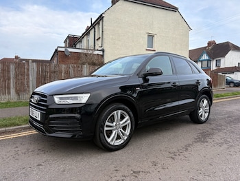 Used Audi Q3 2015 for sale - 77365573: Photo