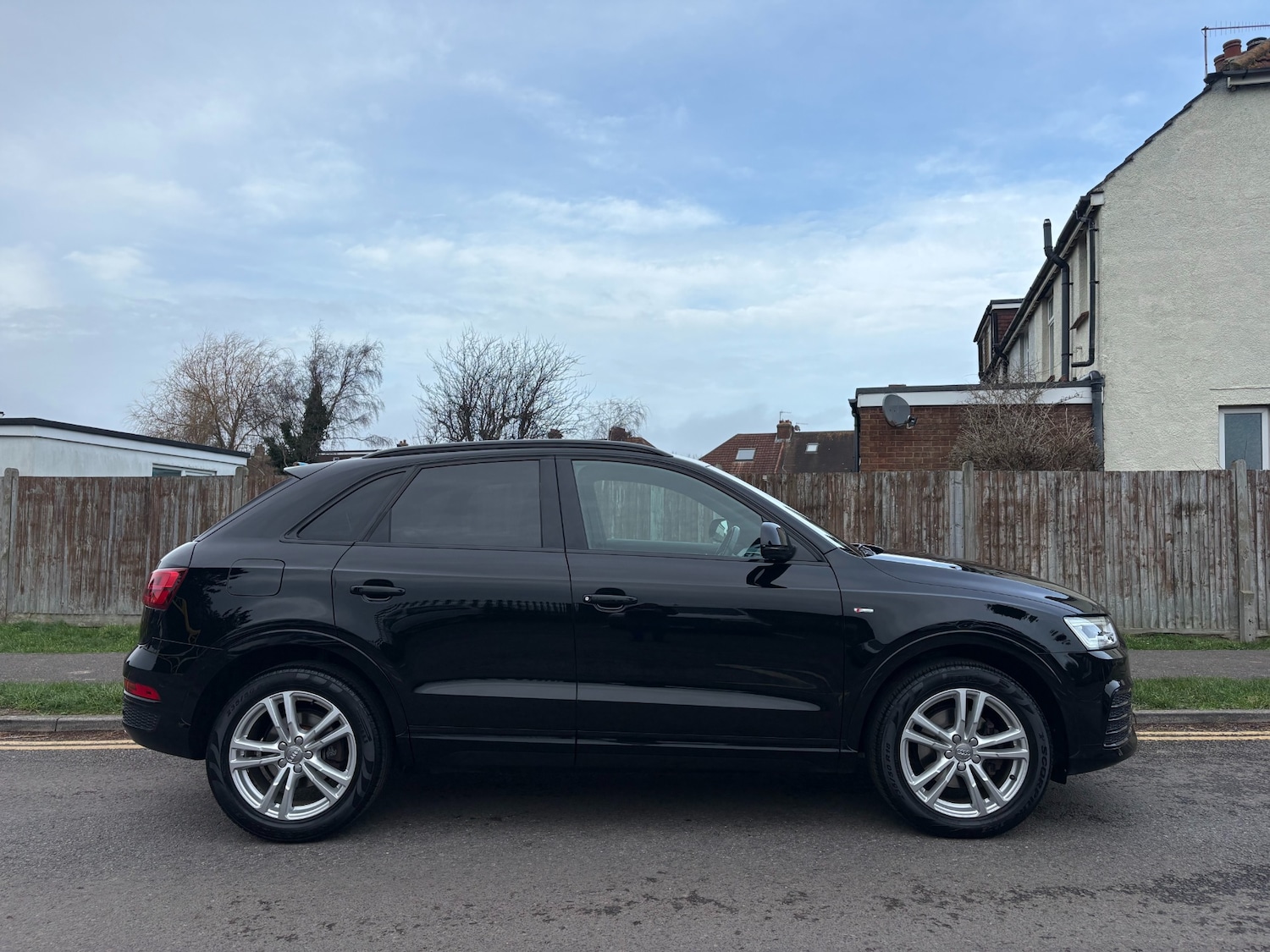 Used Audi Q3 2015 for sale - 77365573: Photo 5
