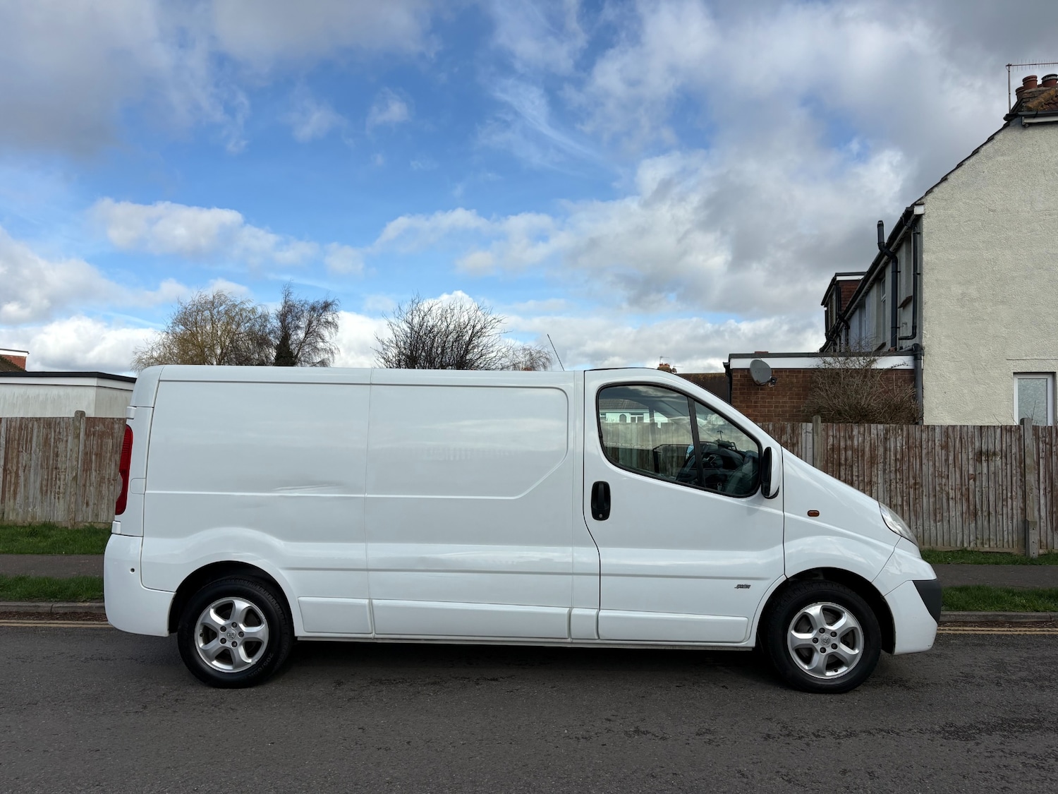 Used Vauxhall Vivaro 2014 for sale - 77702012: Photo 5