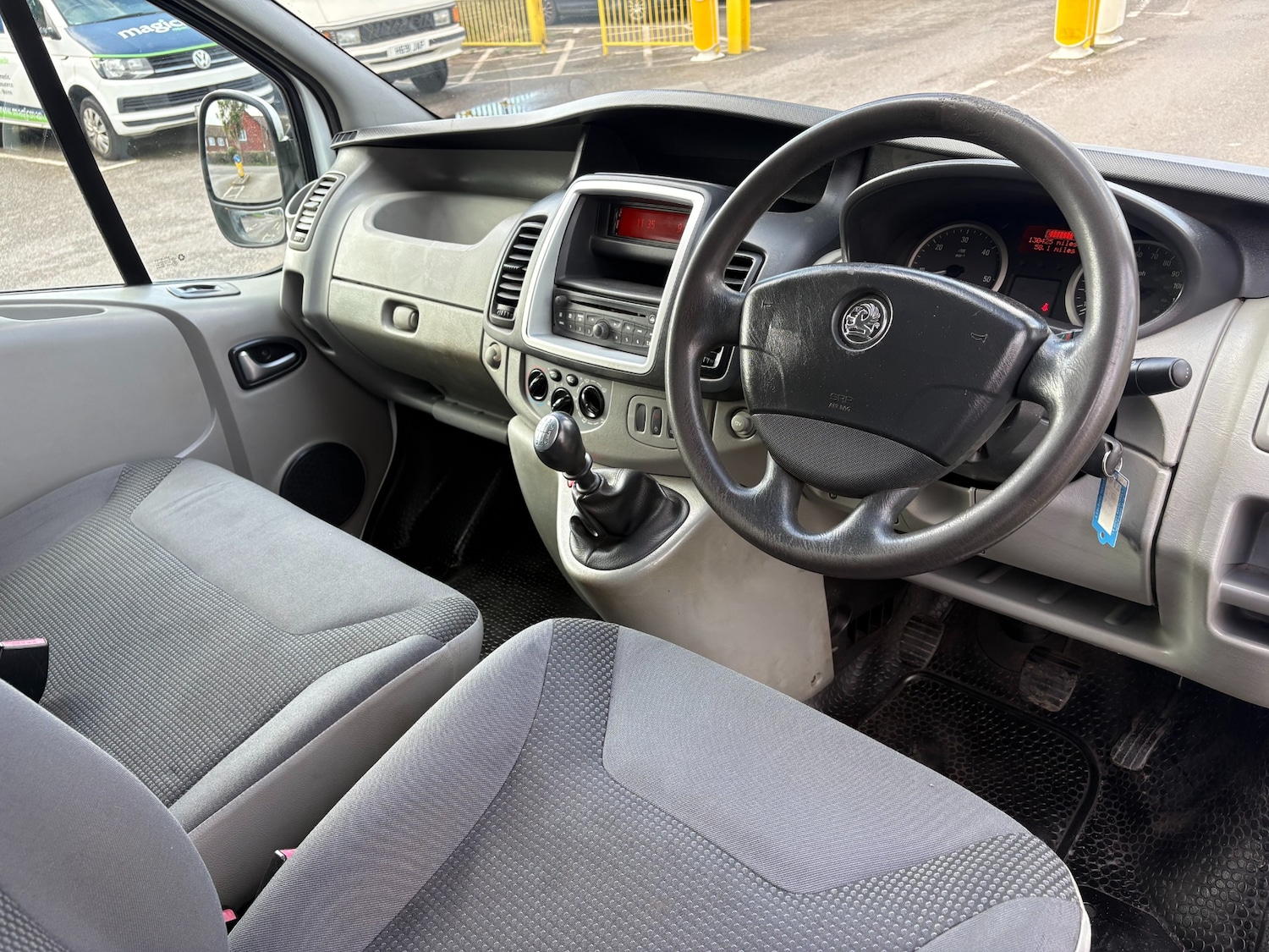 Used Vauxhall Vivaro 2014 for sale - 77702012: Photo 6