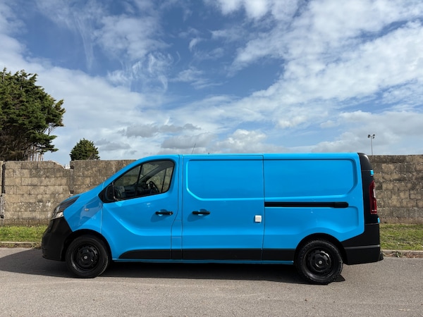 Used Vauxhall Vivaro 2017 for sale - 76182538: Photo 10