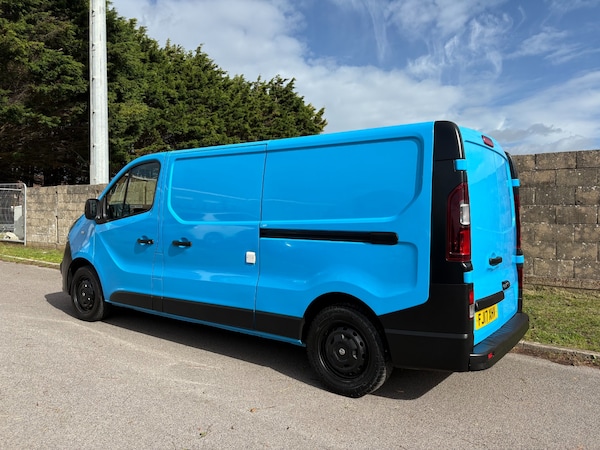 Used Vauxhall Vivaro 2017 for sale - 76182538: Photo 11