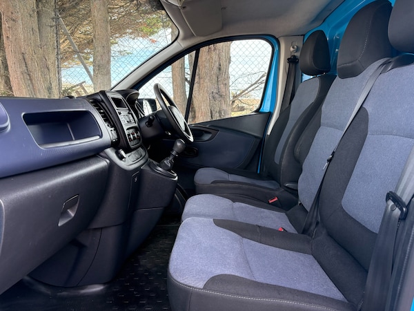 Used Vauxhall Vivaro 2017 for sale - 76182538: Photo 7