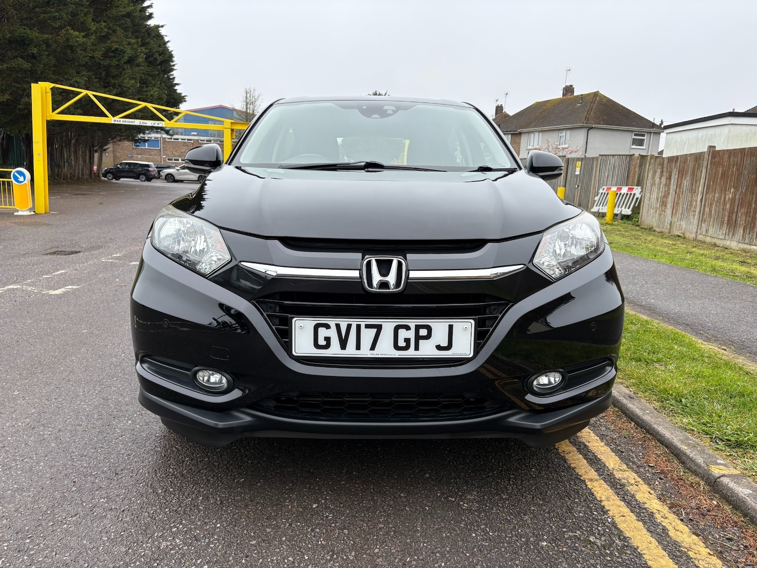 Used Honda HR-V 2017 for sale - 78122197: Photo 2