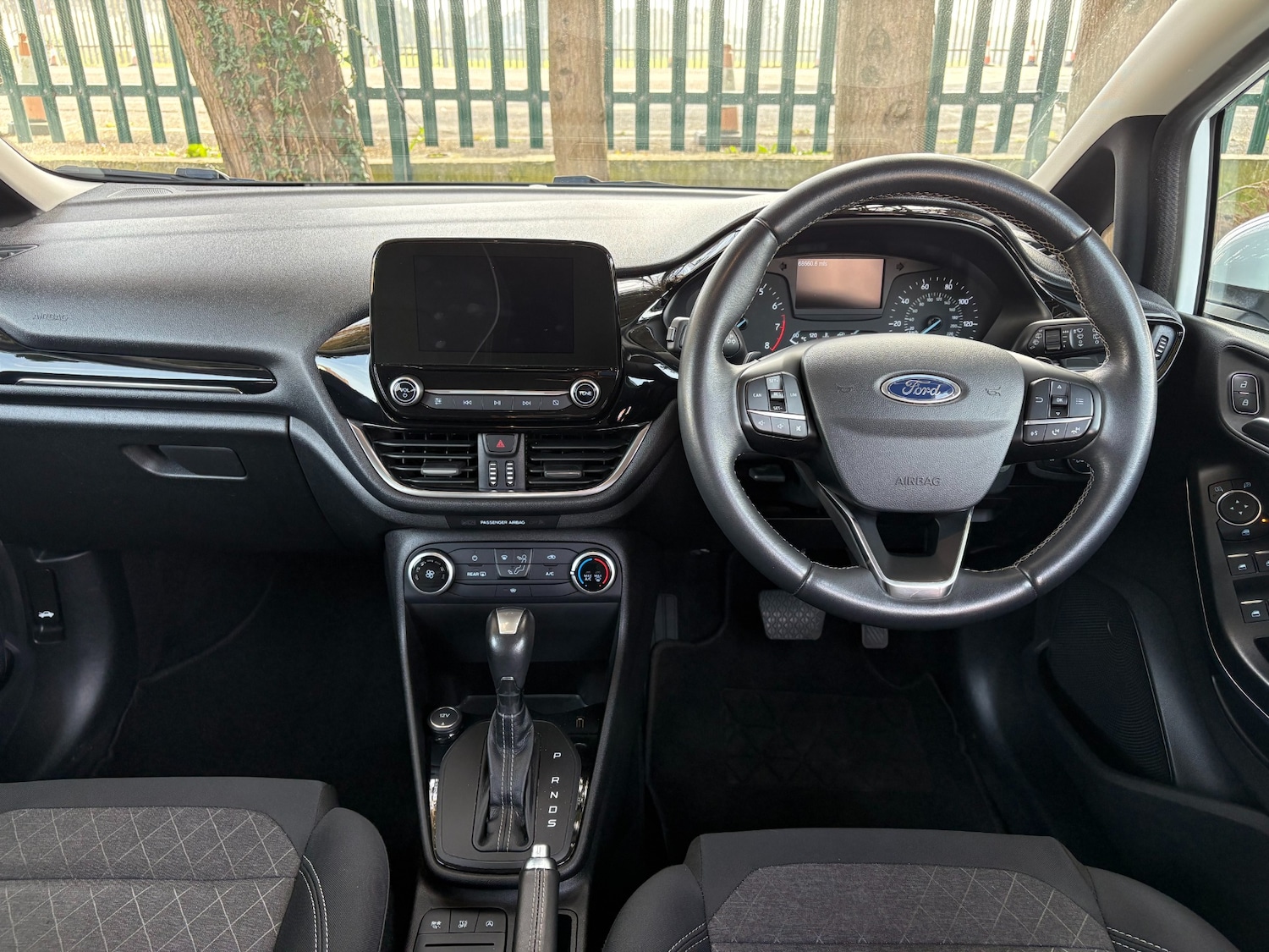 Used Ford Fiesta 2018 for sale - 77965588: Photo 6