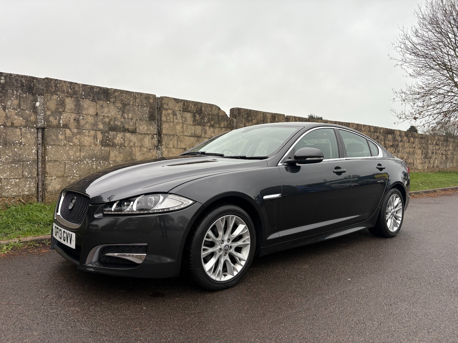 Used Jaguar XF 2013 for sale - 77135980: Photo 4