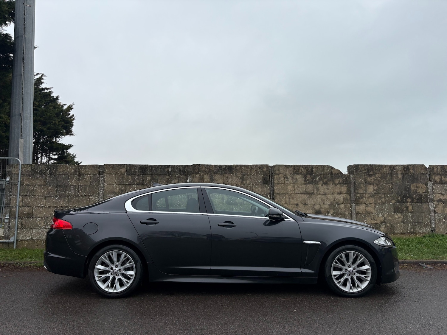 Used Jaguar XF 2013 for sale - 77135980: Photo 5