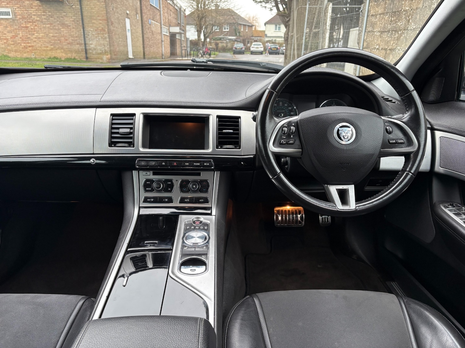 Used Jaguar XF 2013 for sale - 77135980: Photo 6