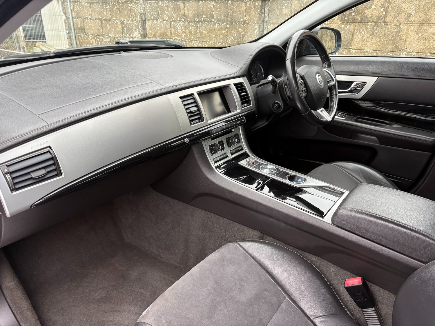 Used Jaguar XF 2013 for sale - 77135980: Photo 8