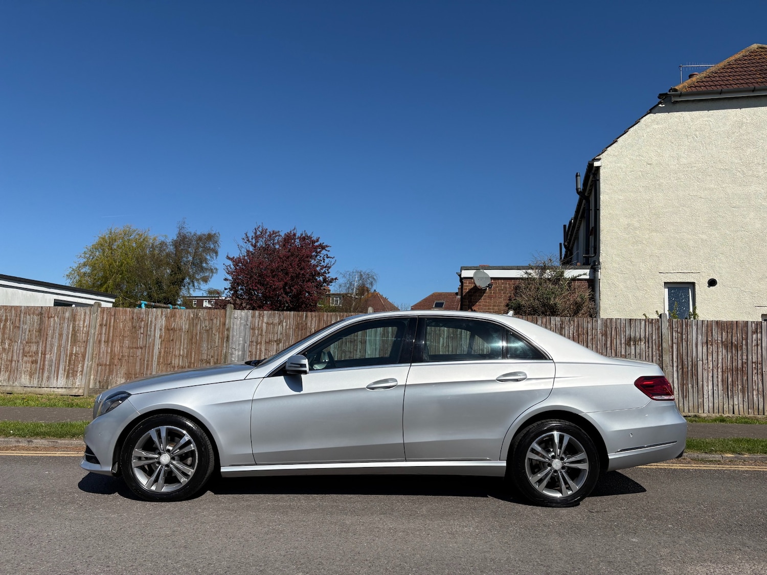 Used Mercedes-Benz E Class 2014 for sale - 78150172: Photo 11
