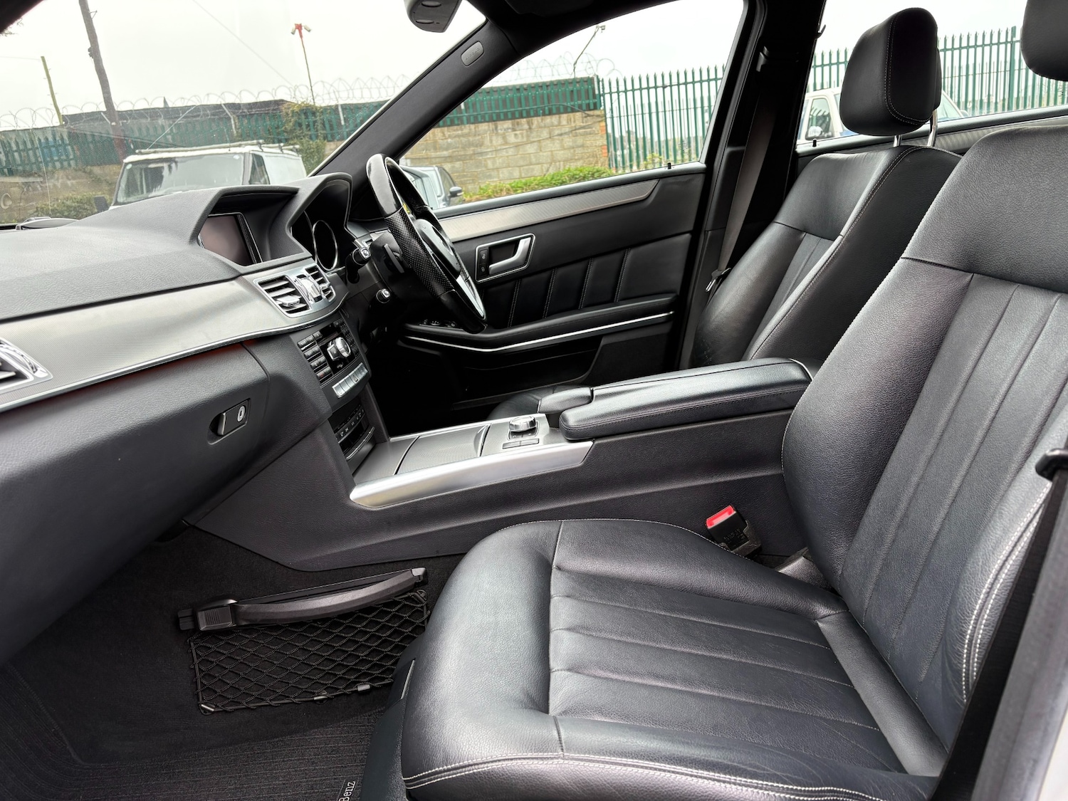 Used Mercedes-Benz E Class 2014 for sale - 78150172: Photo 7