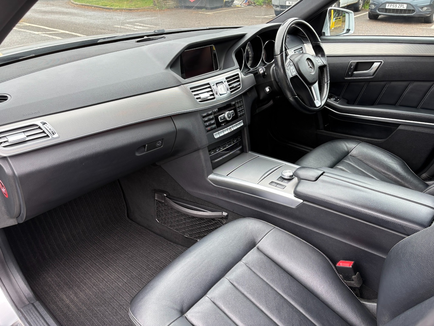 Used Mercedes-Benz E Class 2014 for sale - 78150172: Photo 8